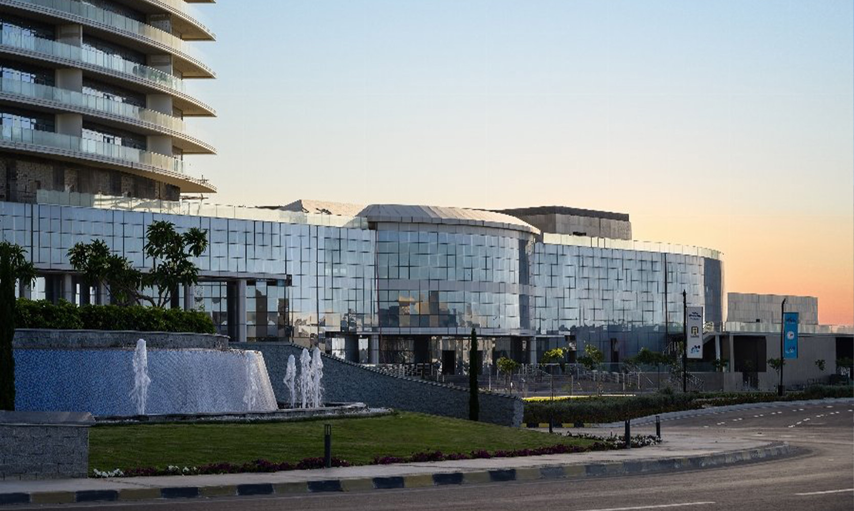 North Square Mall